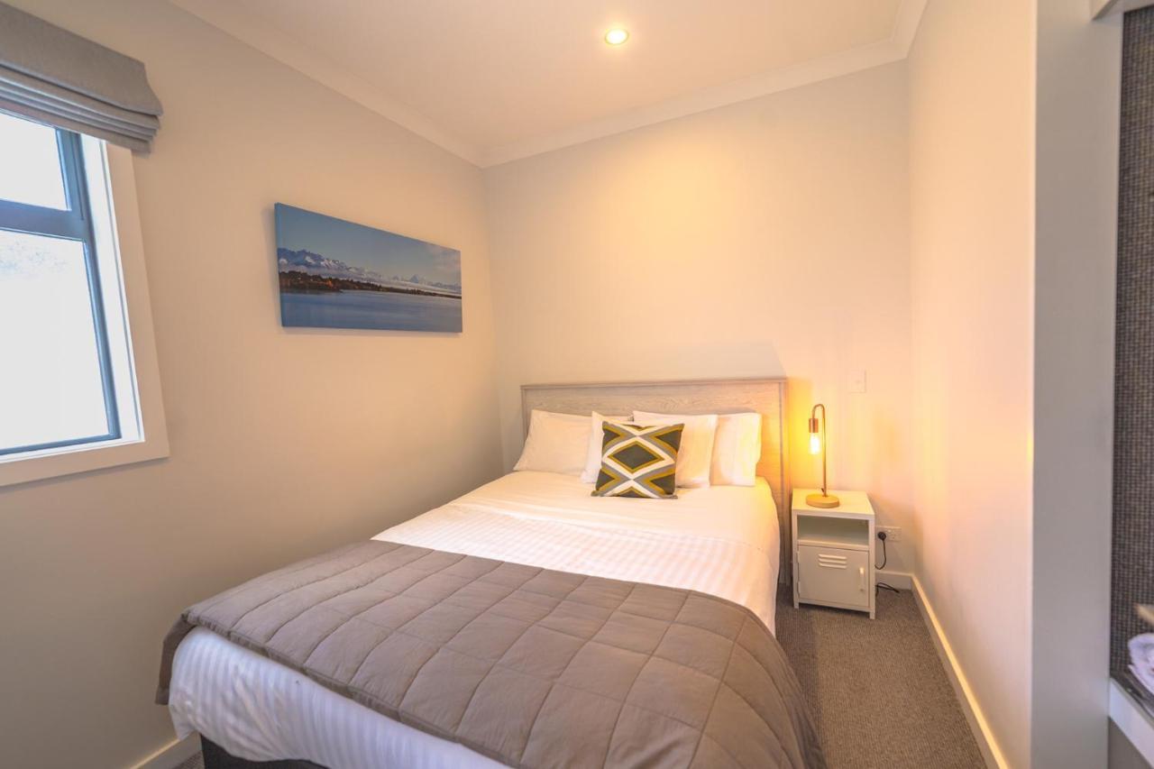 Twizel Cottages *